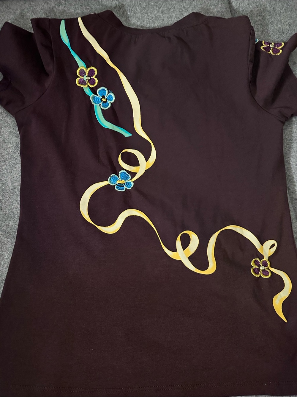 Dior Brown Short-Sleeve Tee with Multicolor Floral Embroidery - Picture 5 of 6